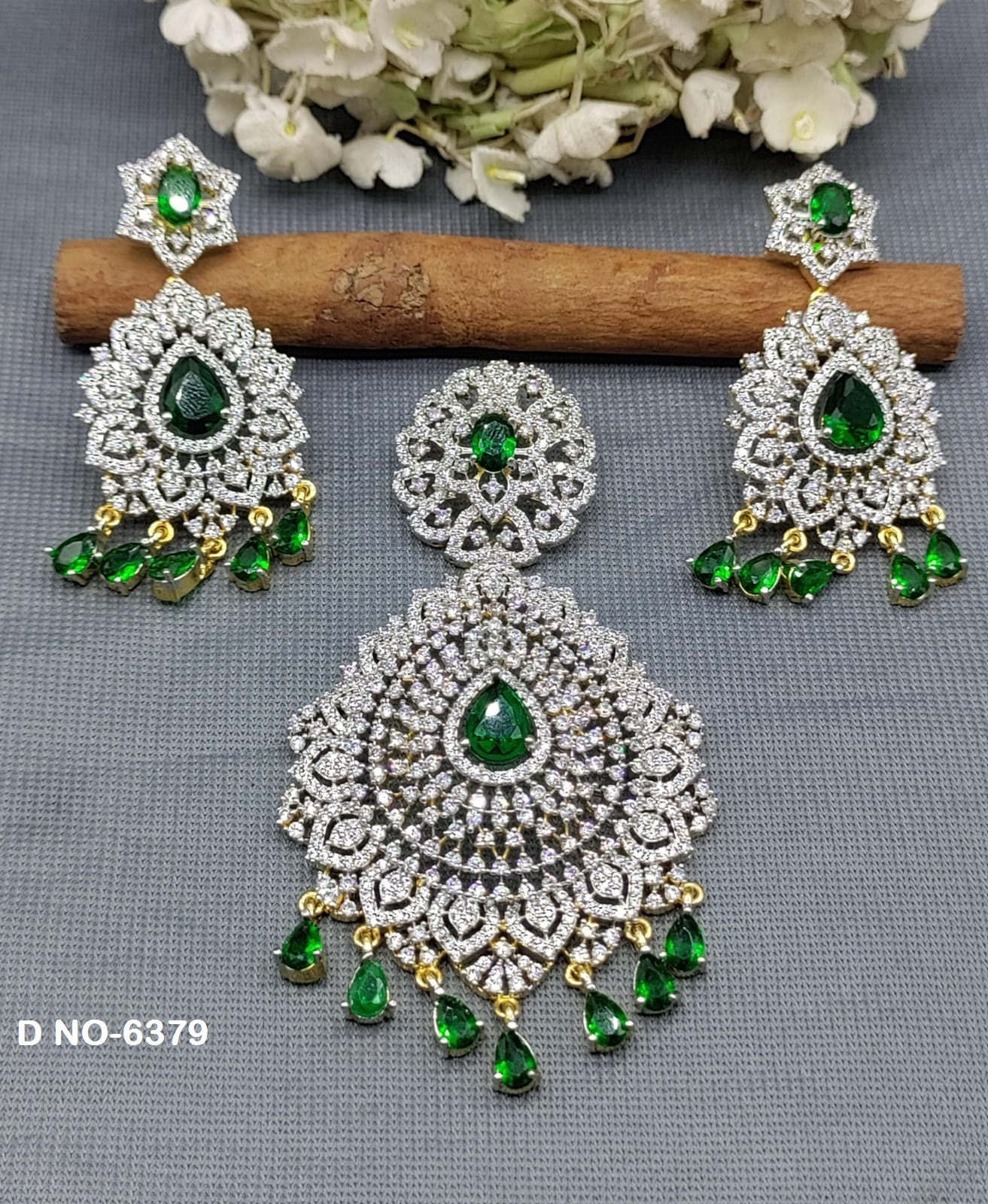 Cz ad Earring &Pendant Set Sku-6379 rchiecreation