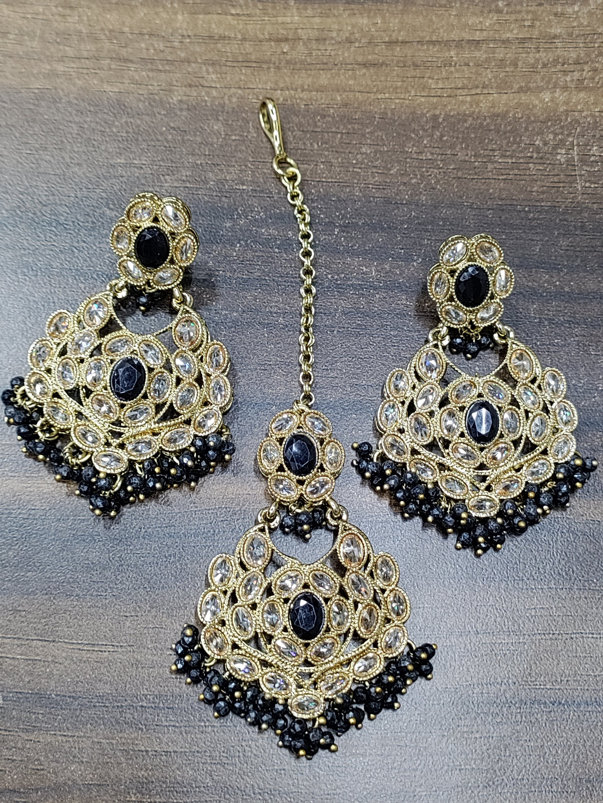 Polki Earring & Tica Mehandi Sku 946 A1 rchiecreation