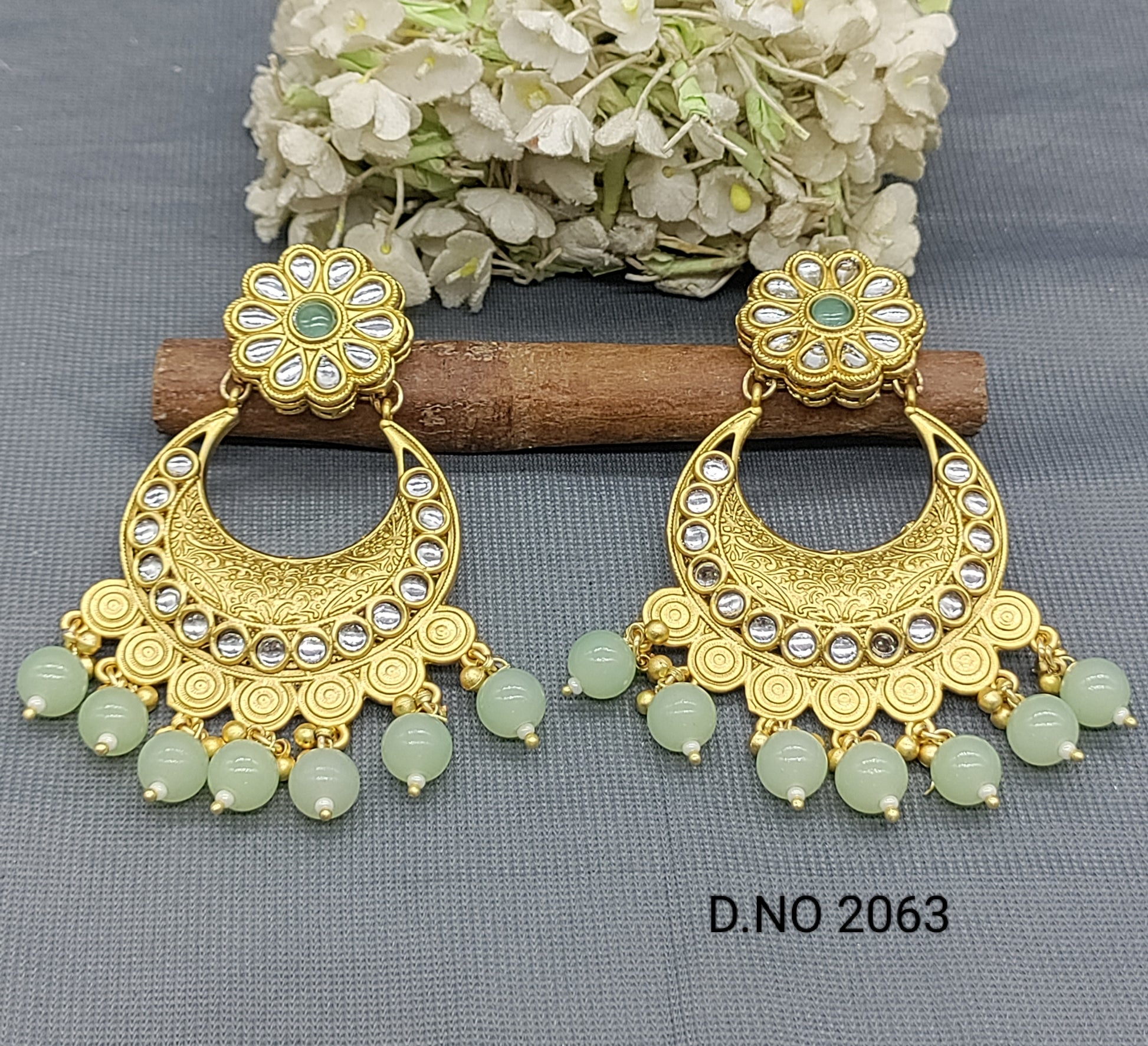Antique Golden Kundan Earrings Sku 2063 rchiecreation