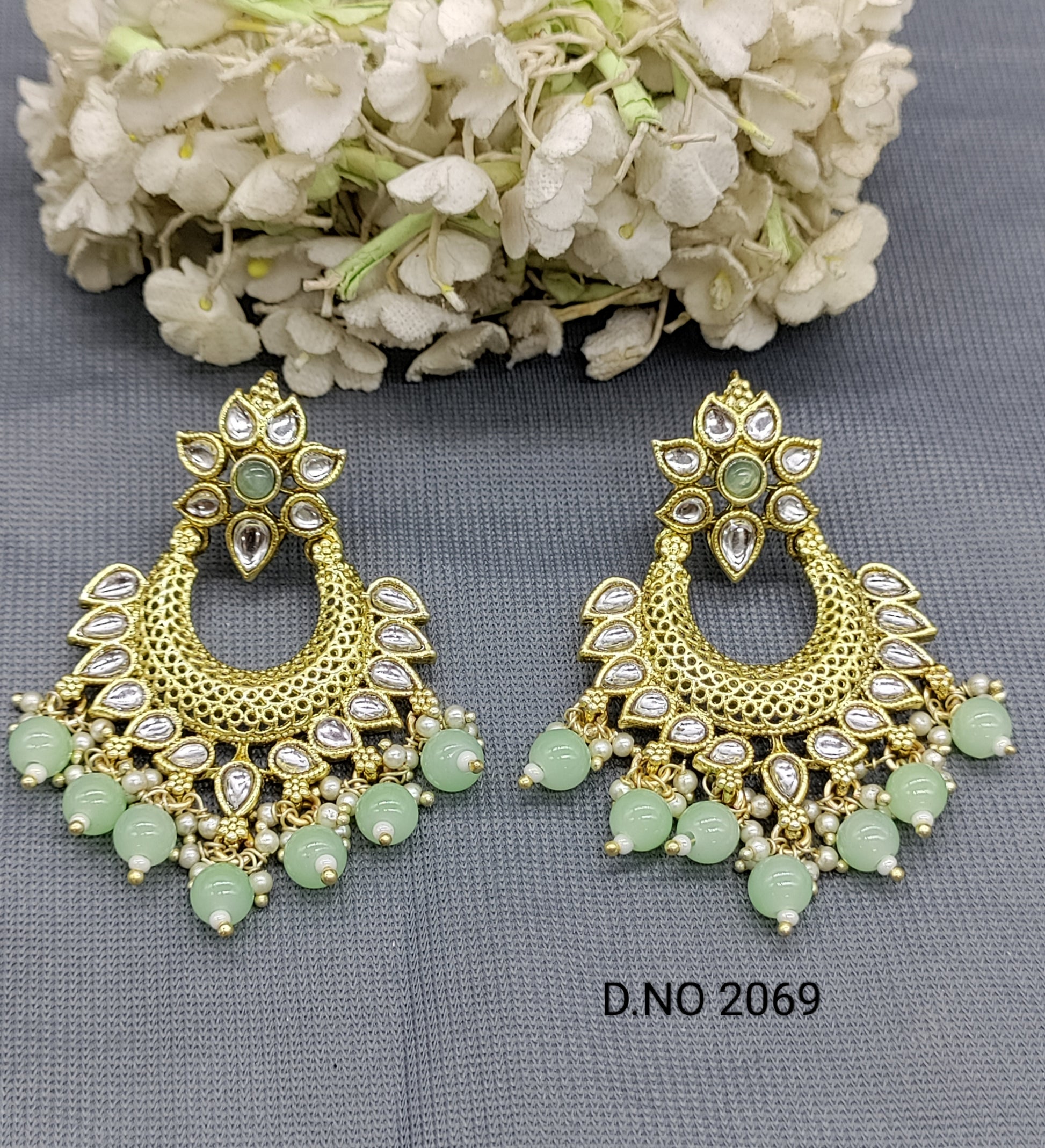 Antique Golden Kundan Earring Sku 2069 rchiecreation