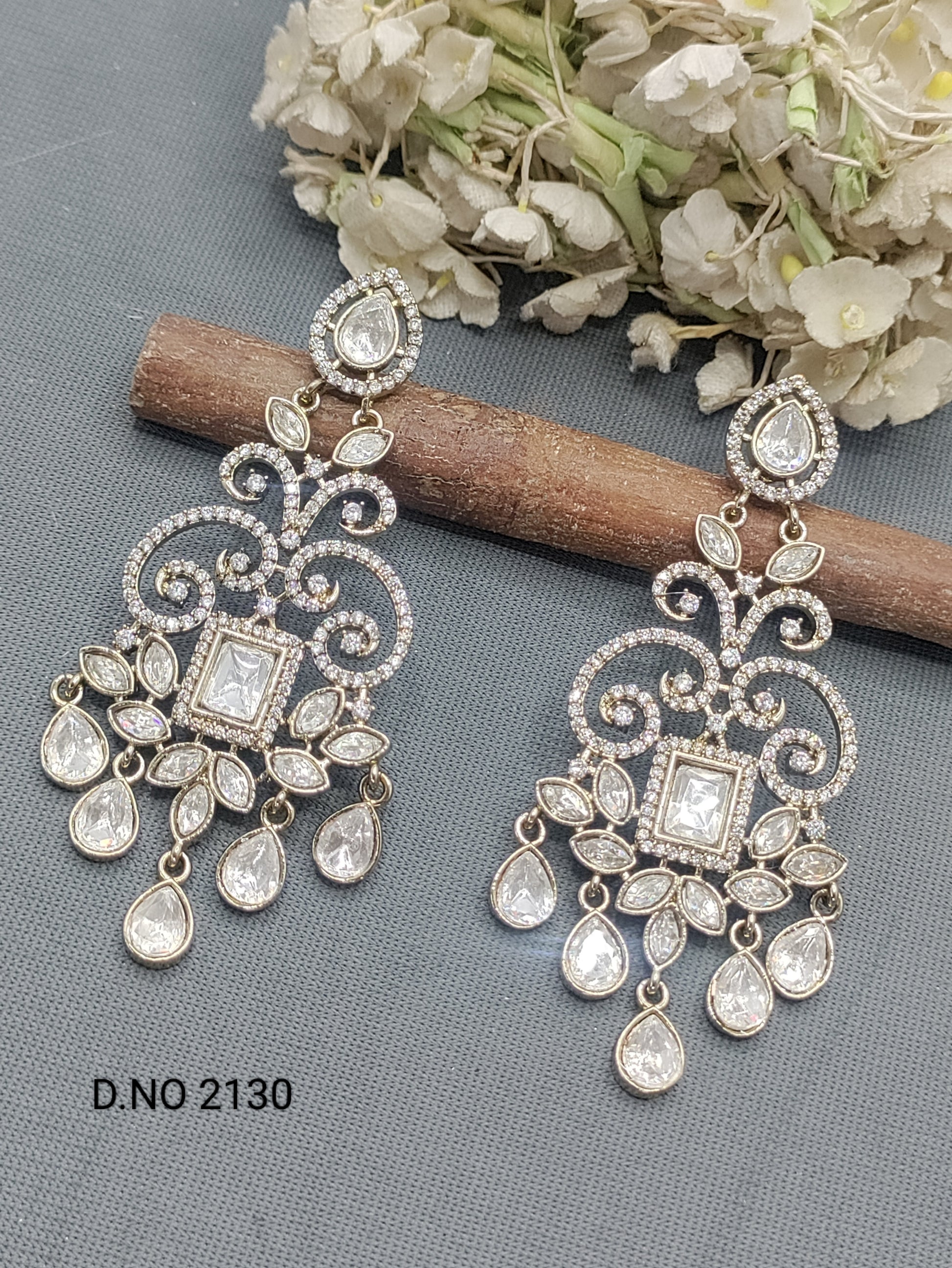 Moissanite Mehandi Earring Sku 2130 rchiecreation