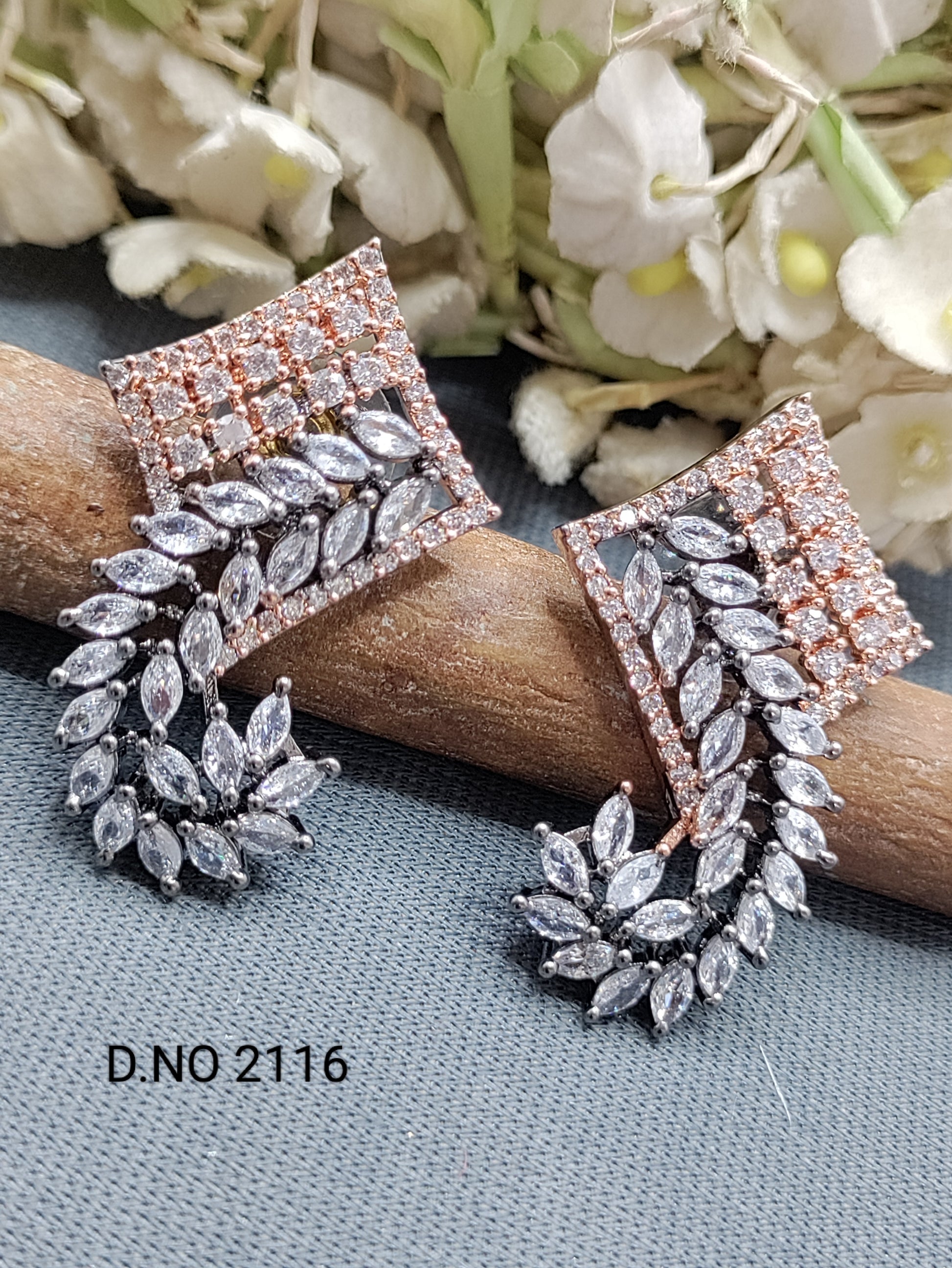 Cz Ad Victorian To Tone  Earring Sku 2116 rchiecreation