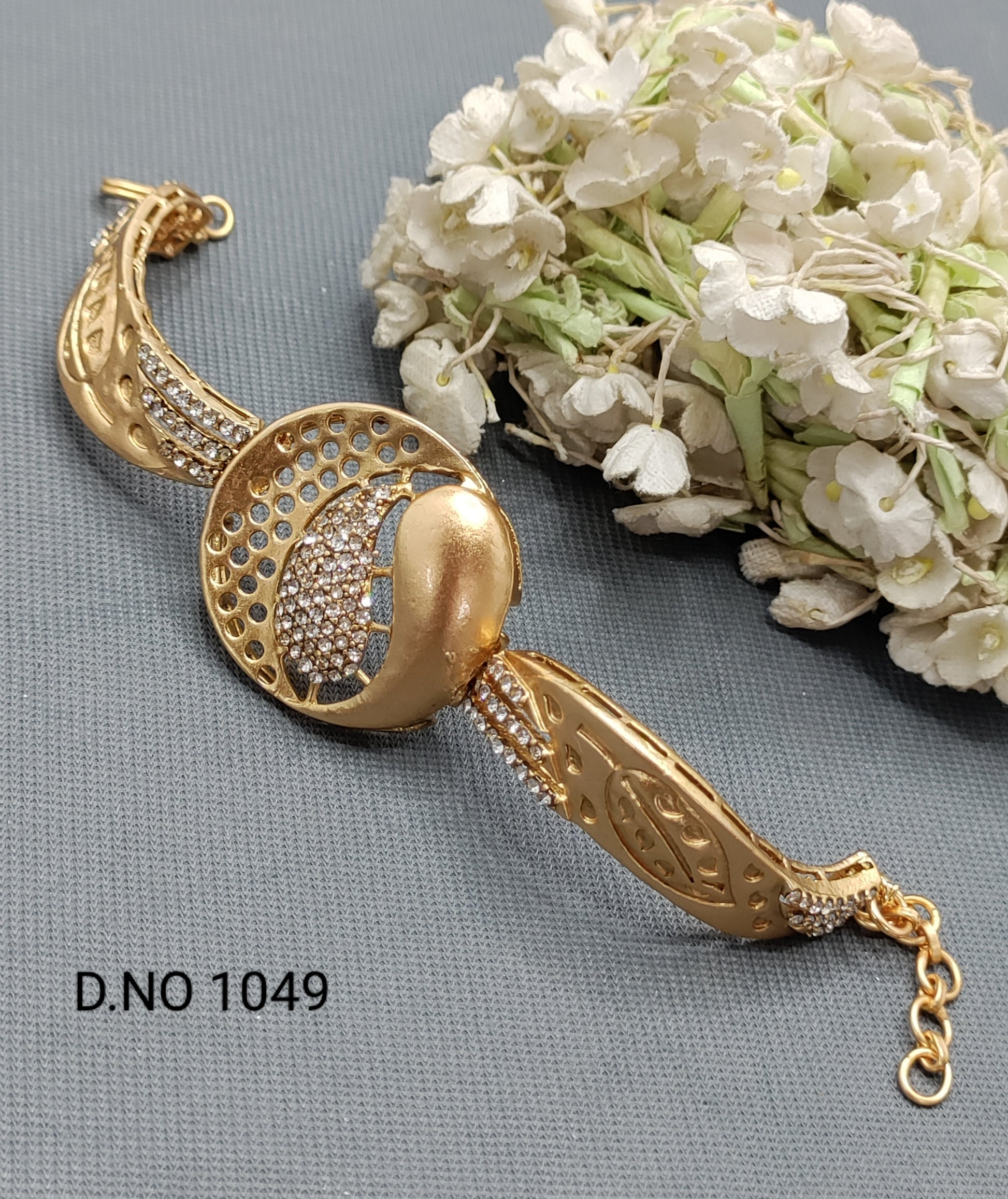 Women Breaslate SKU-1049 D5 rchiecreation