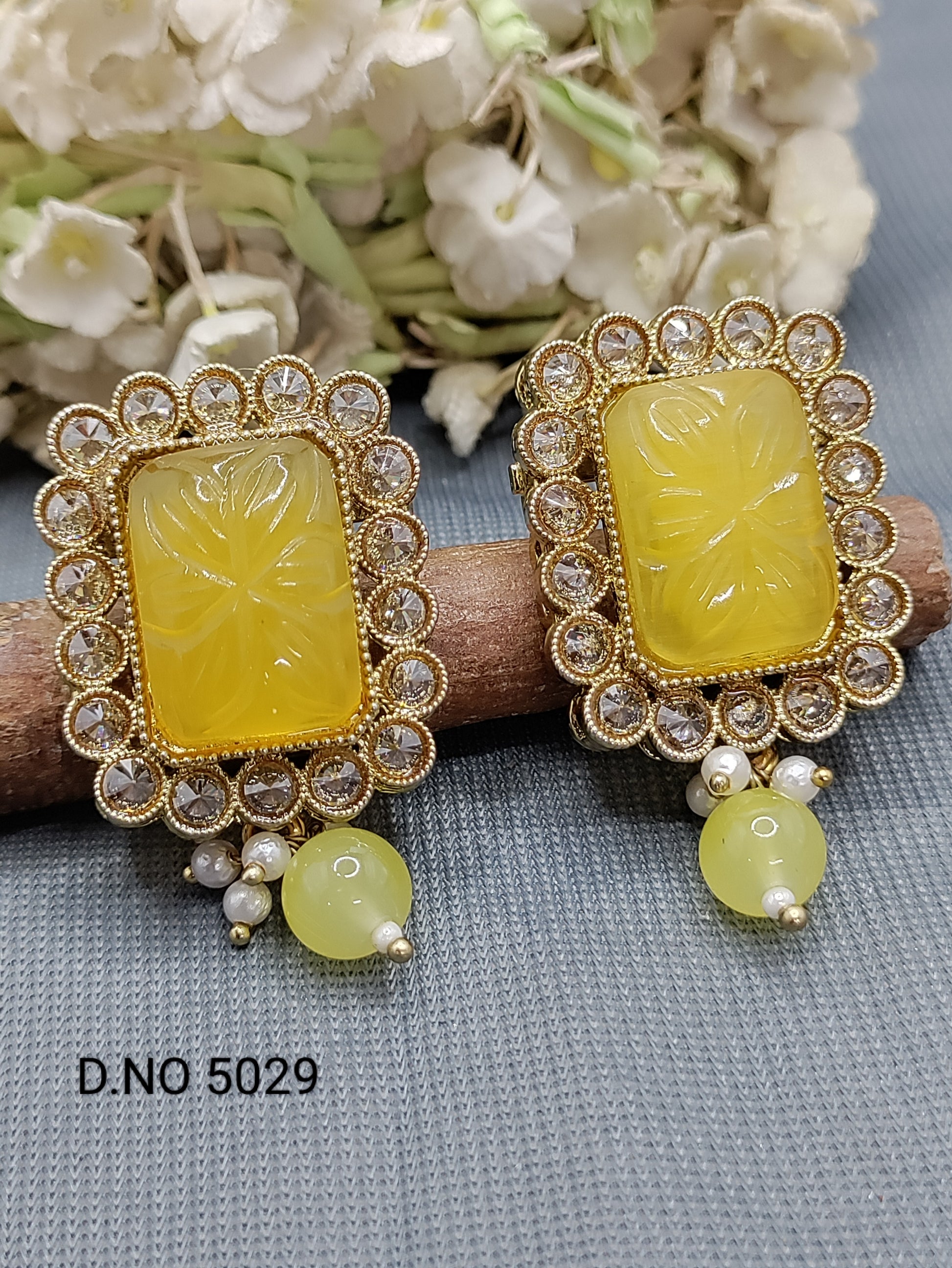 Tops And Stud Earrings Sku- 5029 E3 rchiecreation