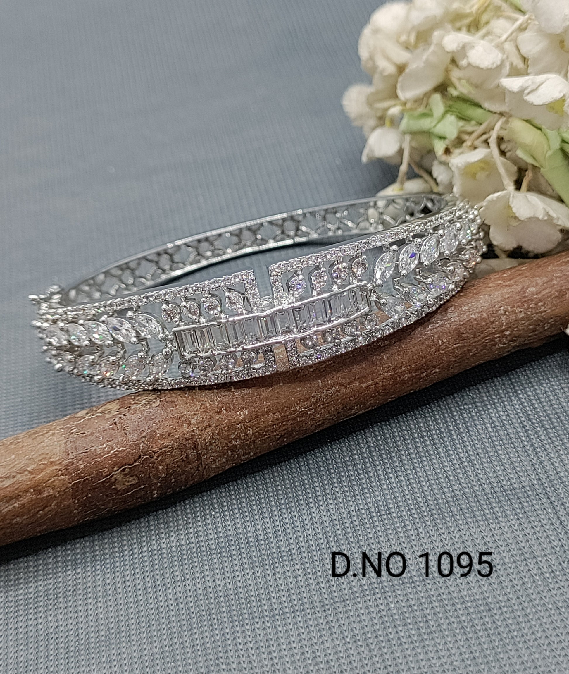Cz ad Rodium Openable kada Sku 1095 rchiecreation