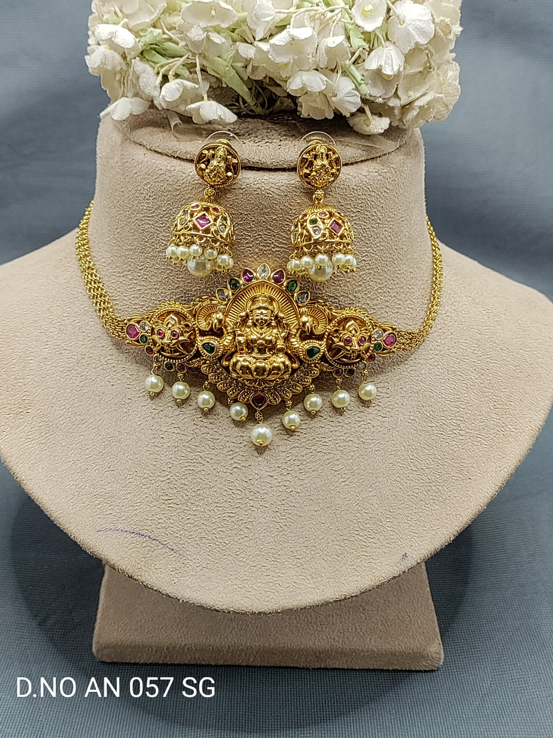 Antique Golden Temple Chokar Necklace Set Sku AN 057 SG rchiecreation