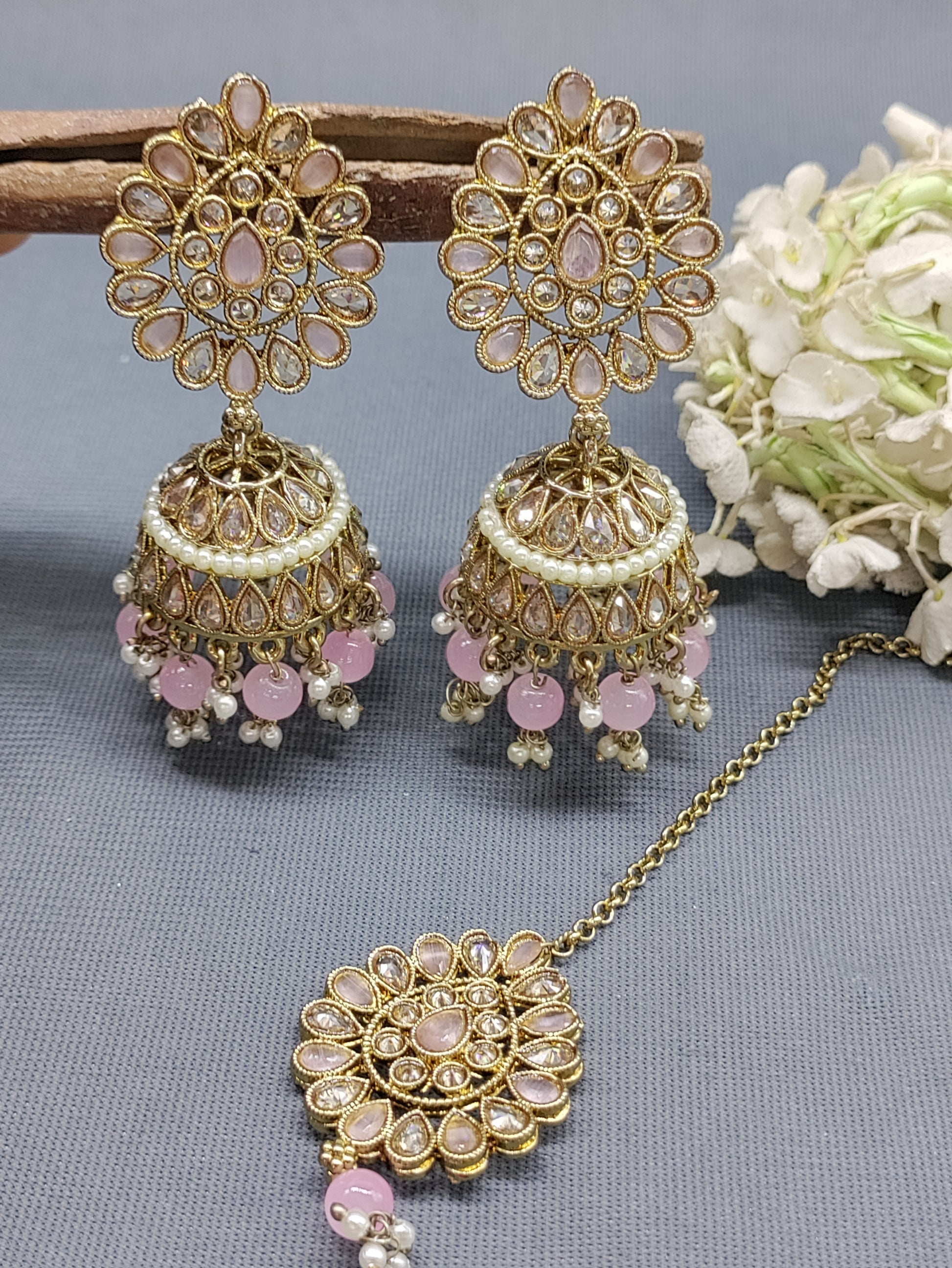 Mehandi Polki Earing+Tika SKU-2136 rchiecreation