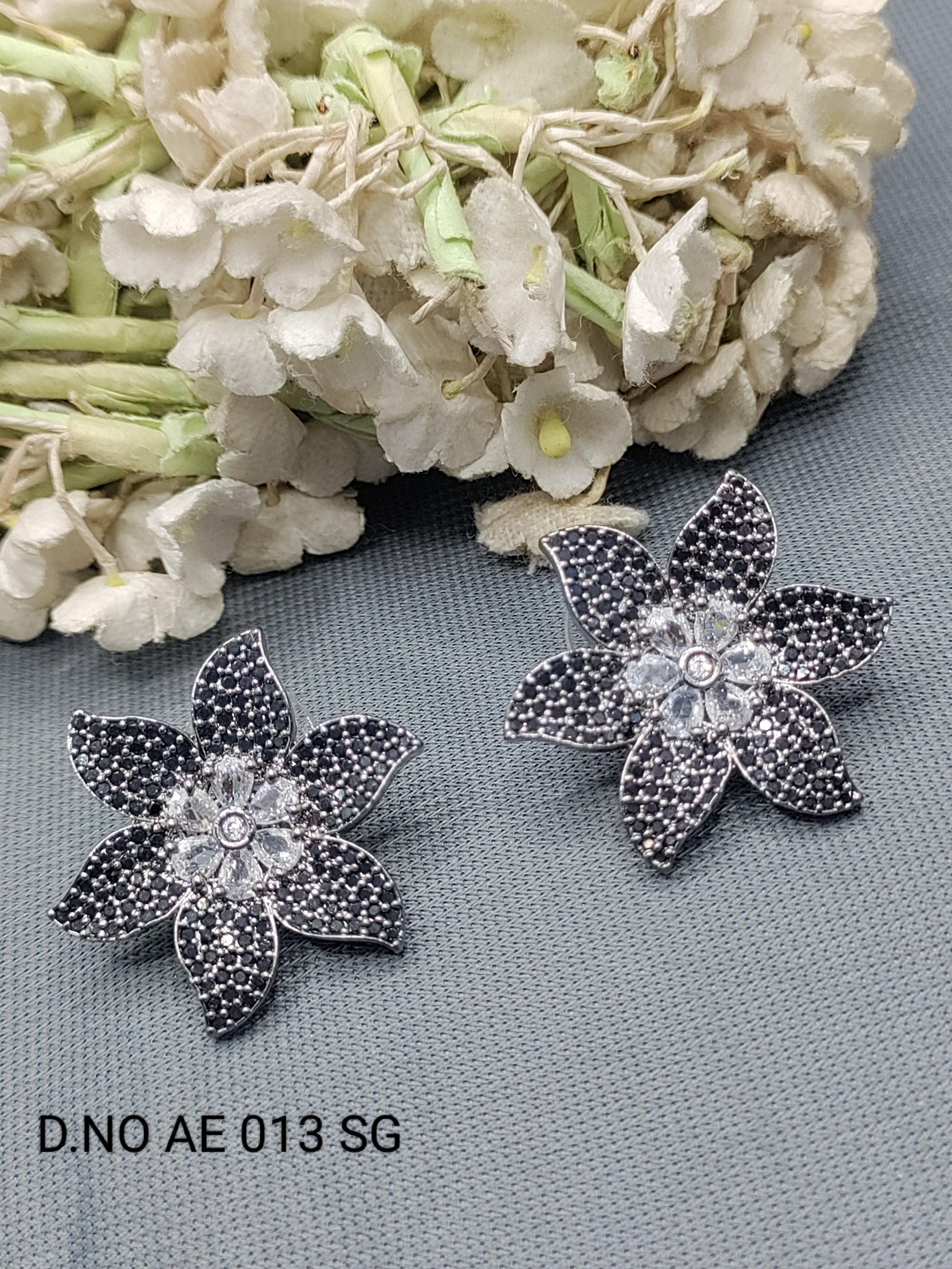 Cz Ad Victorian Earring Sku AE 013 SG rchiecreation