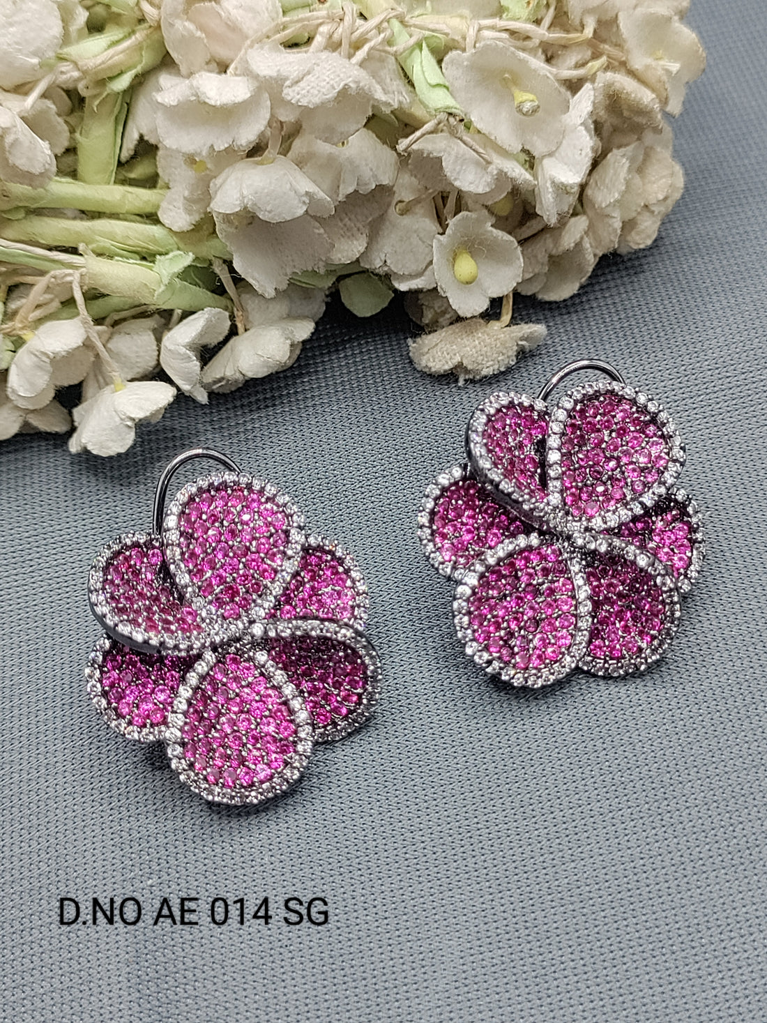 Cz Ad Victorian Tops & Stud Earrings Sku AE 014 SG rchiecreation
