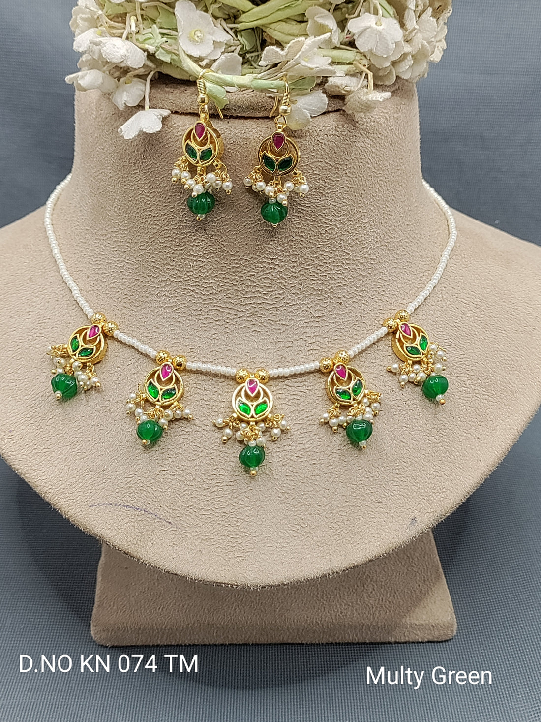 Kundan Golden Necklace Sku KN 074 TM rchiecreation