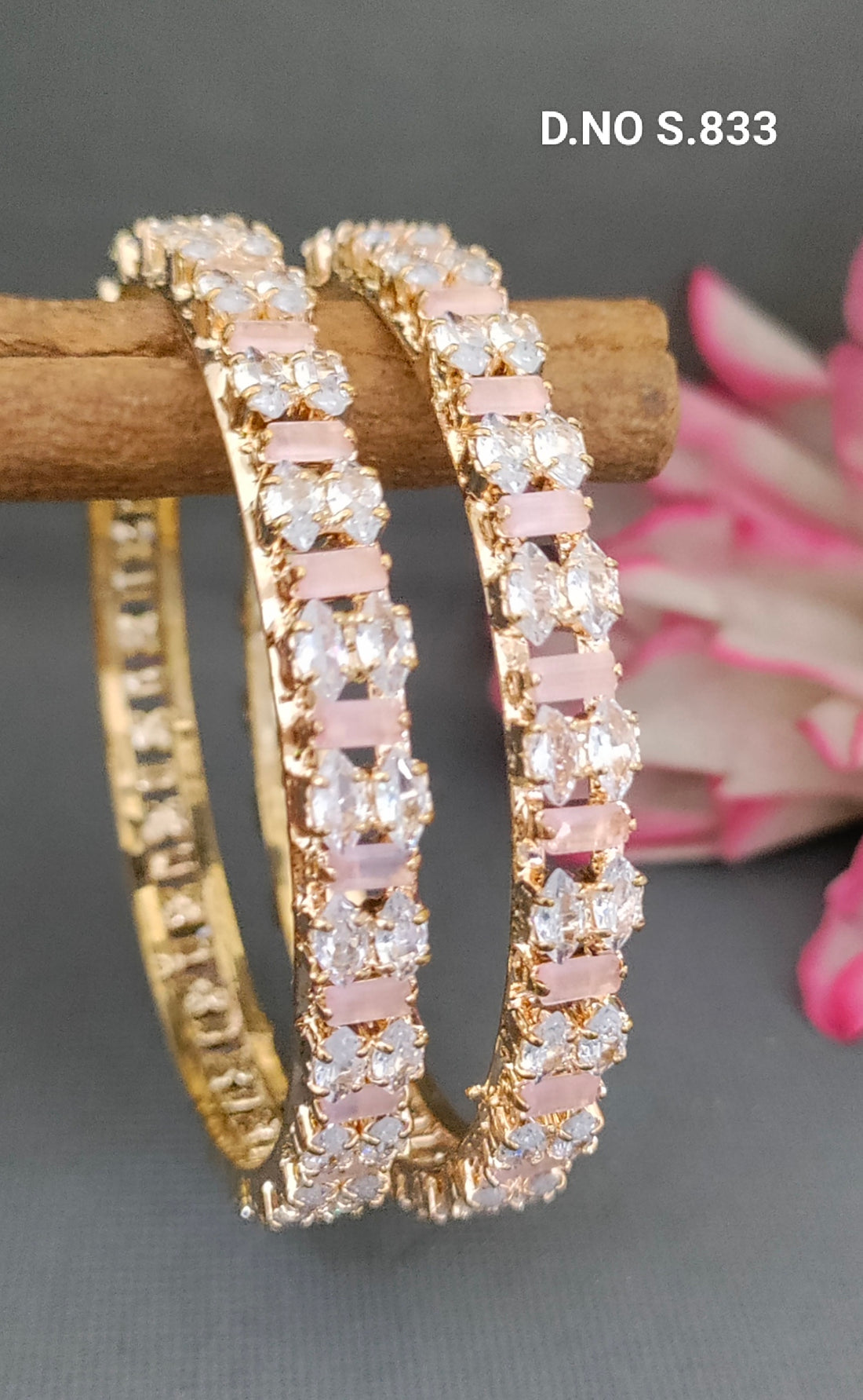 Stone Bangle SKU-S.833