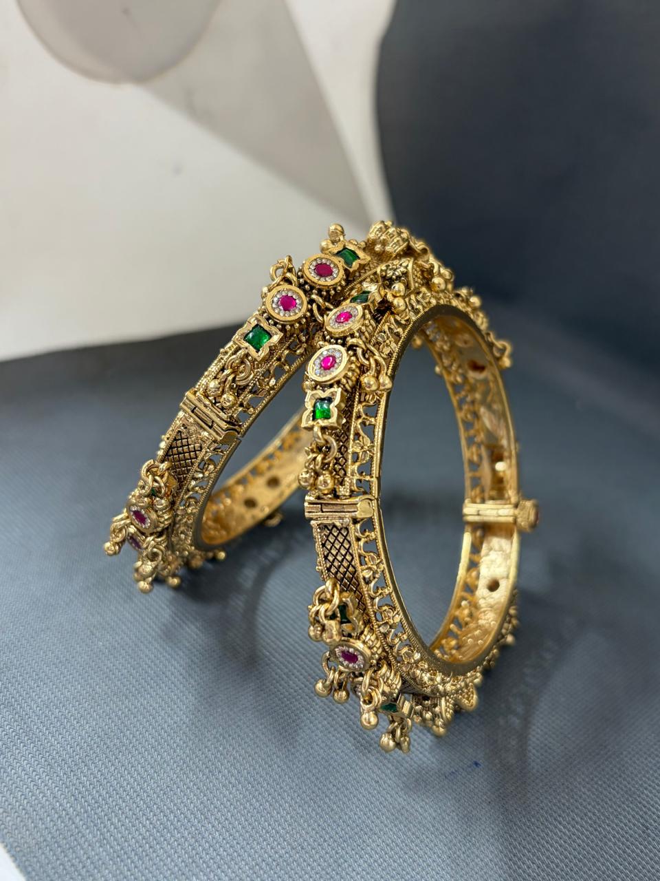 Antique Gold SKU 4036