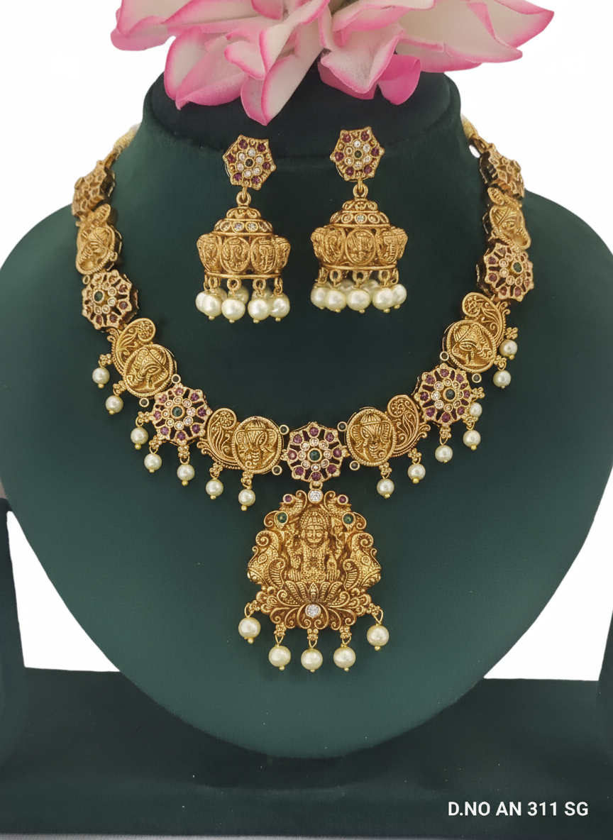 Antique Golden Temple Necklace SKU AN 311 SG /D-6