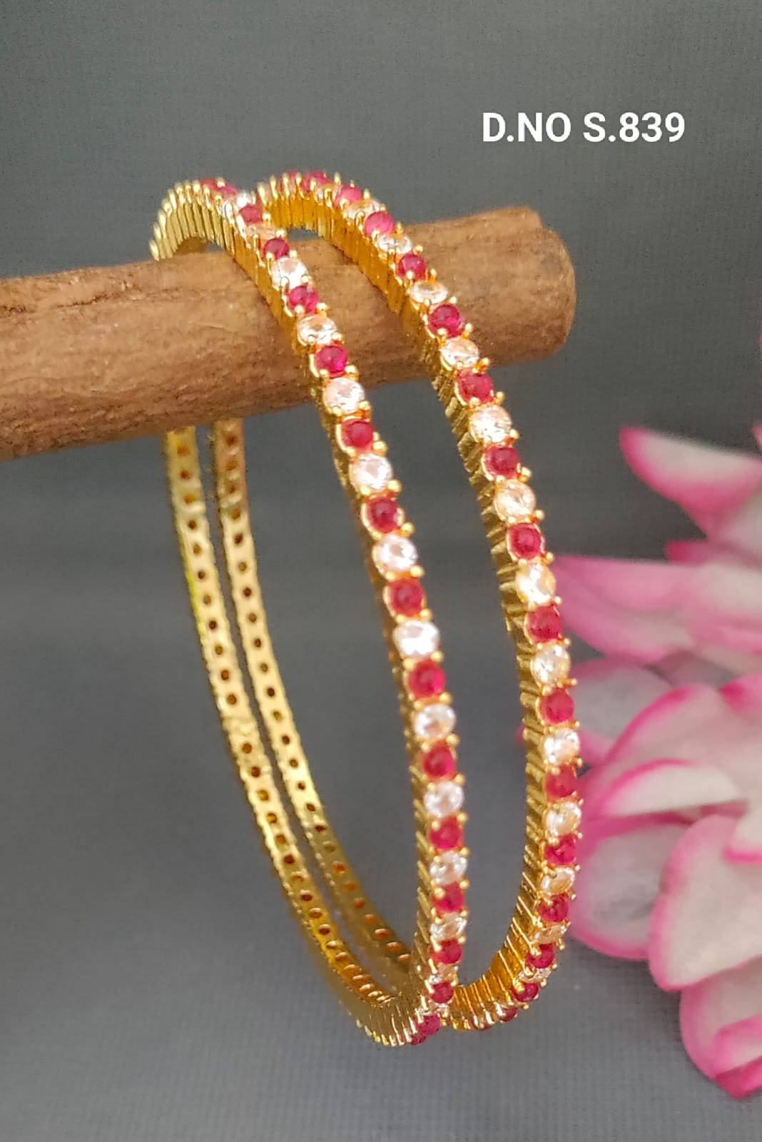Stone Bangle SKU-S.839