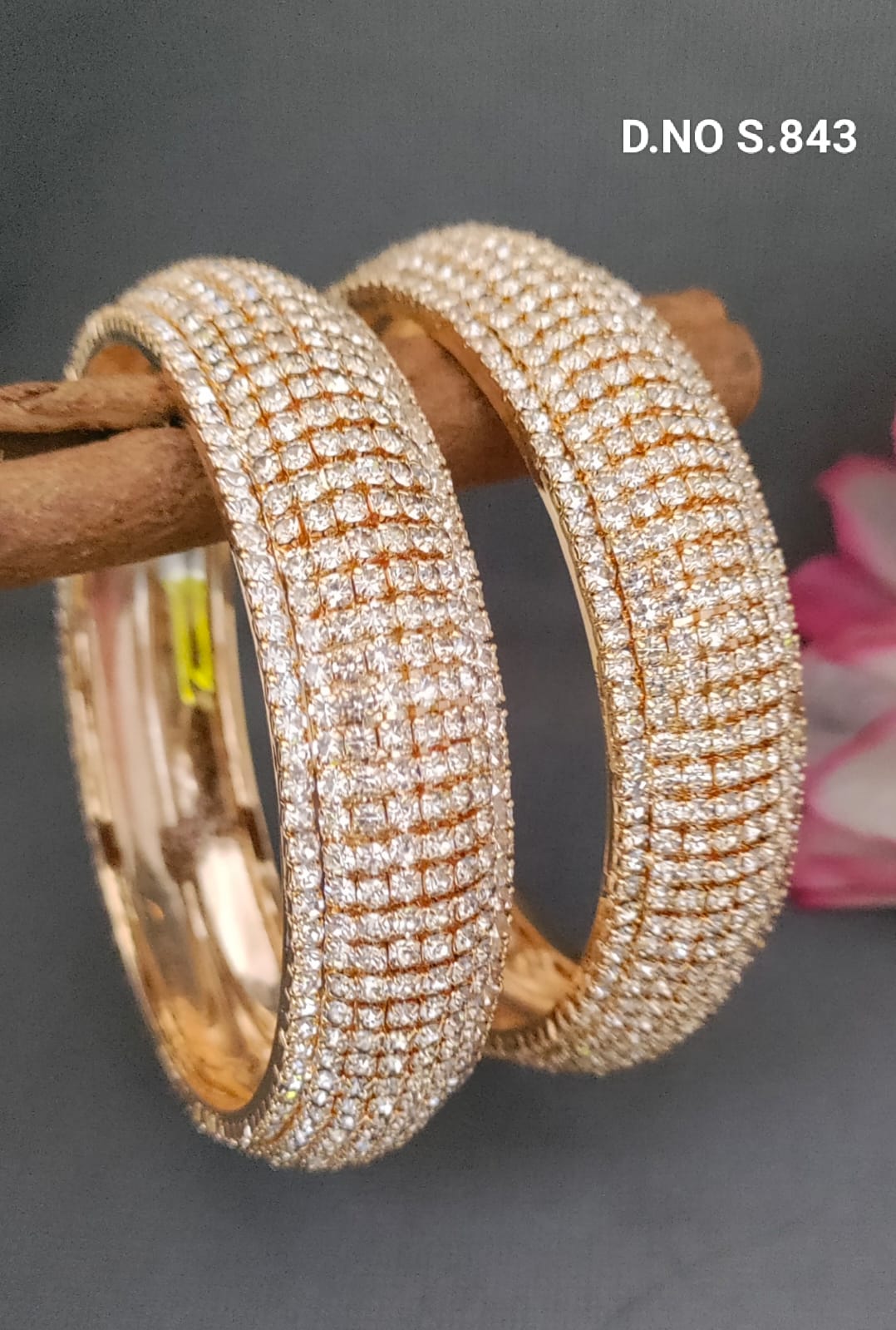 Stone Bangle SKU-S.843
