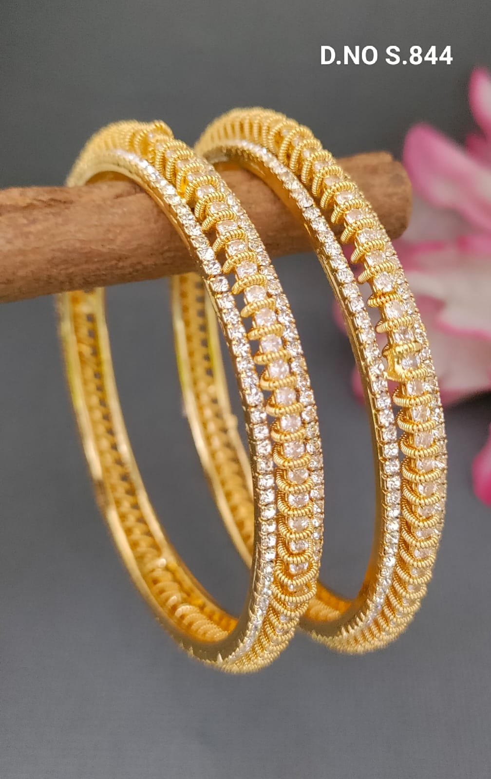 Stone Bangle SKU-S.844