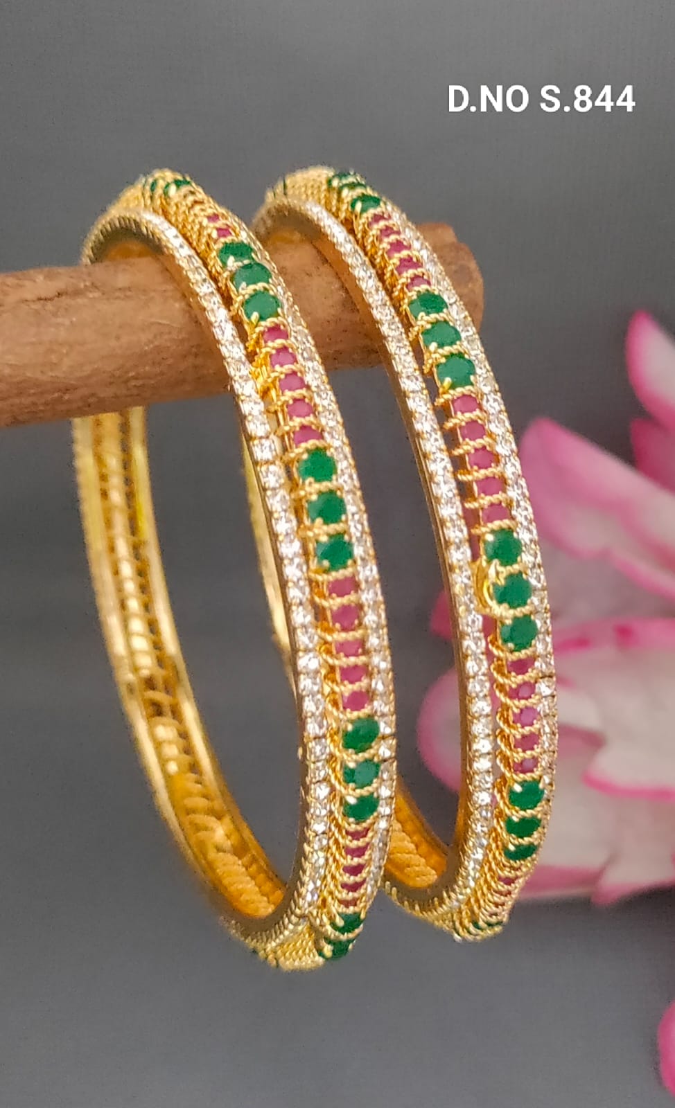 Stone Bangle SKU-S.844