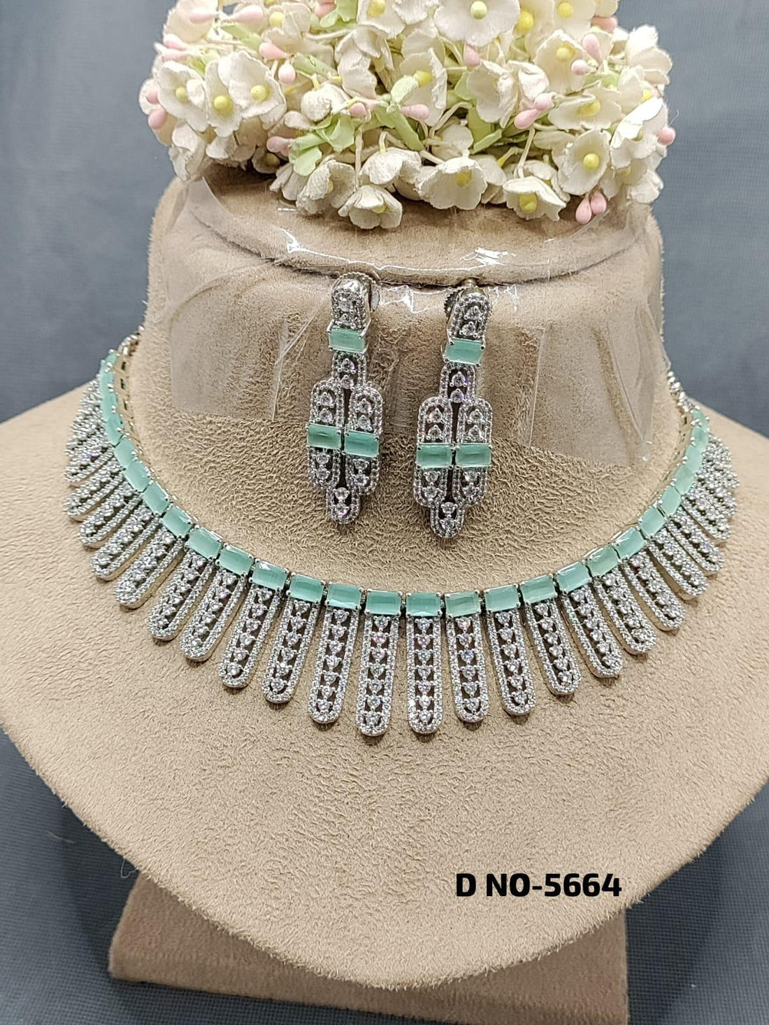 American Diamond Necklace Rodium Sku-5664 C3 - rchiecreation