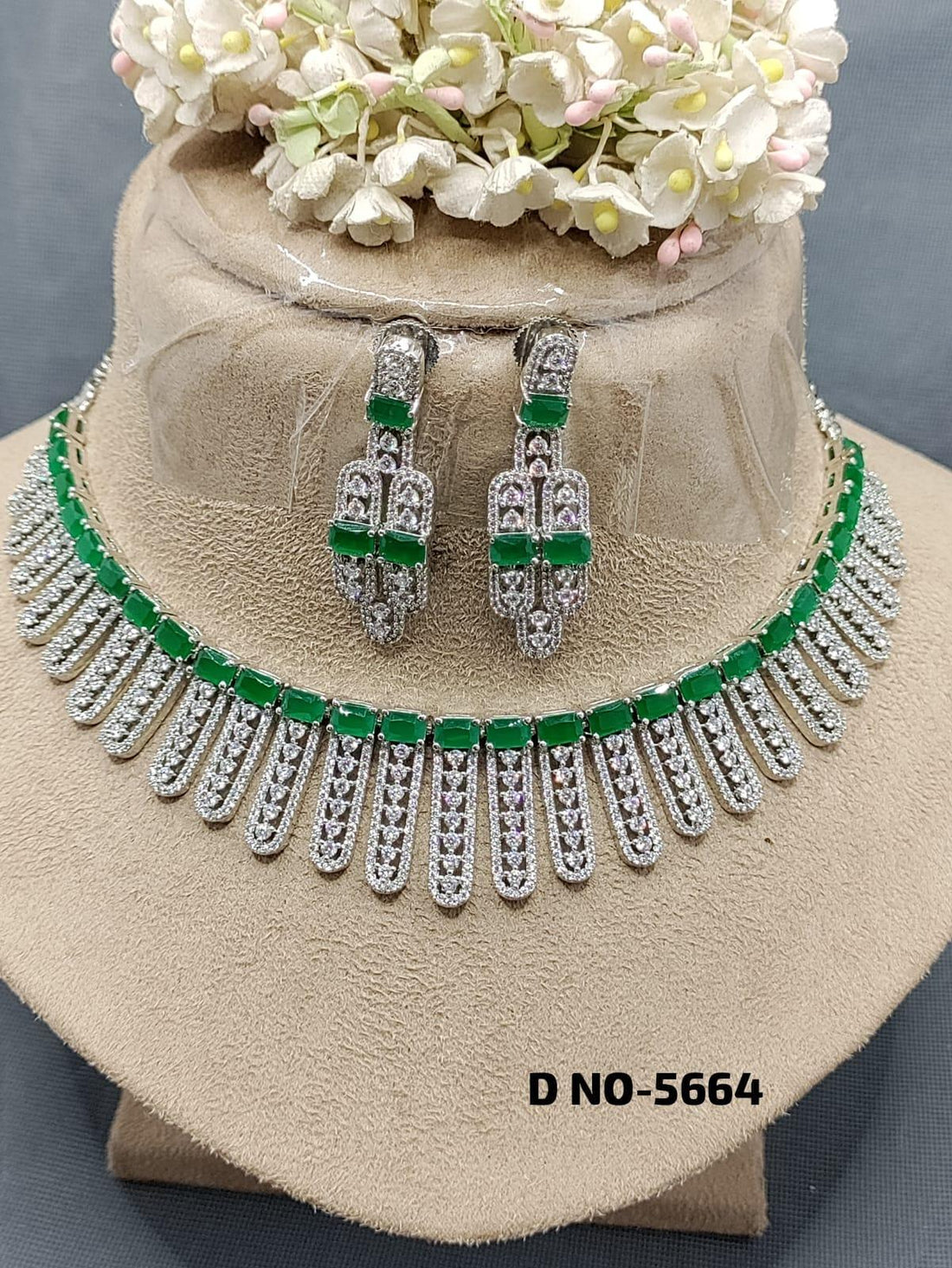 American Diamond Necklace Rodium Sku-5664 C3 - rchiecreation