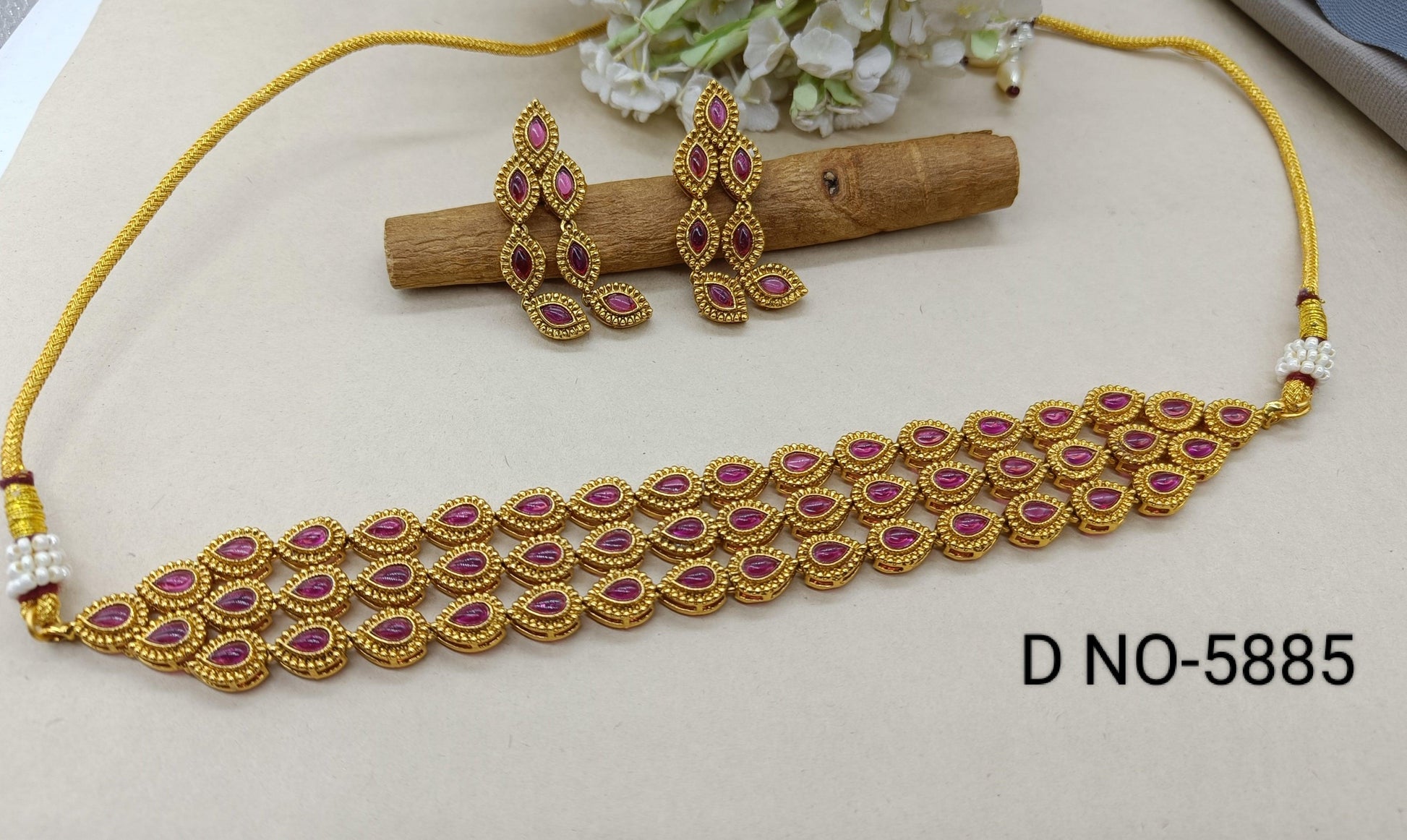 Antique Golden Necklace Set 5885 D3 - rchiecreation