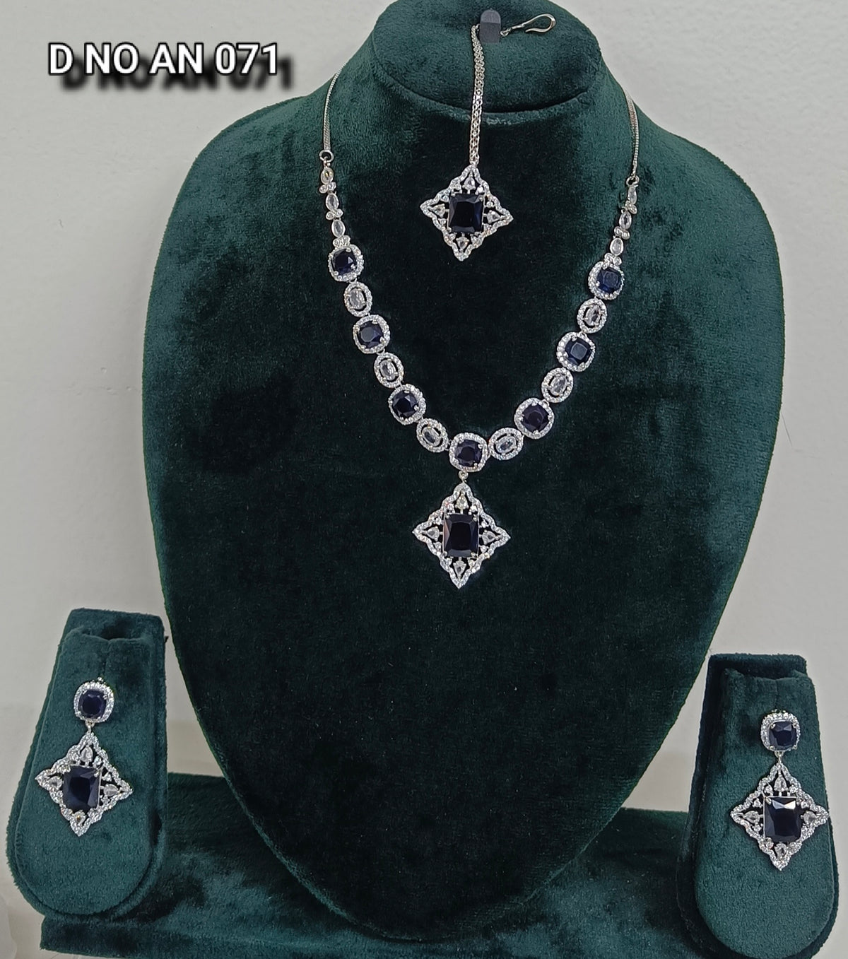 cz ad necklace set with tikka rchie creation