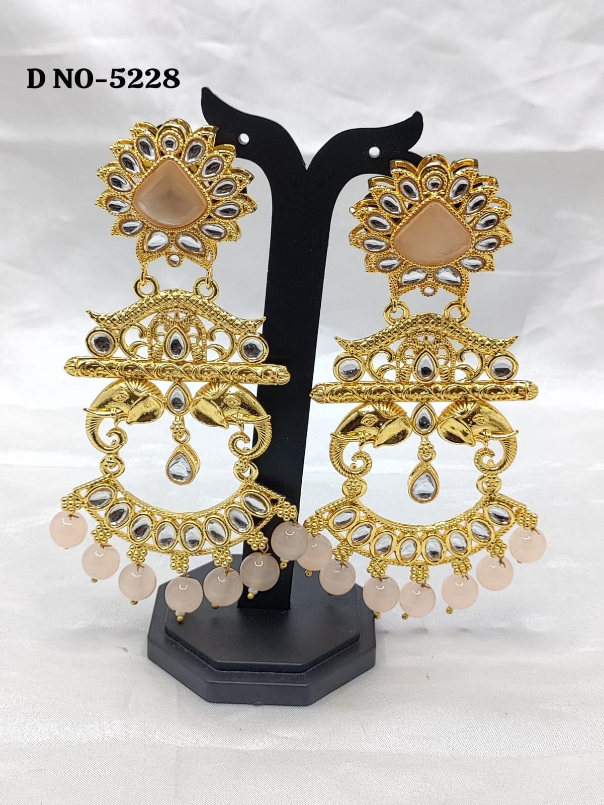 Kundan Earring Golden Sku-5228 D4 - rchiecreation