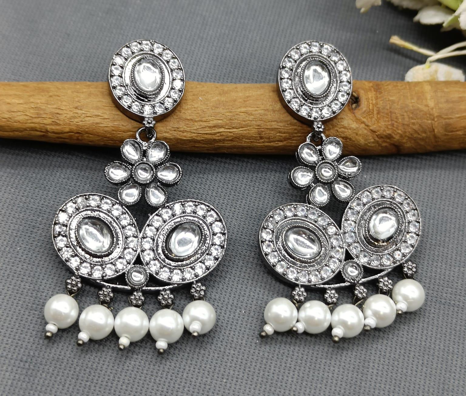 Kundan Earring Victorian Sku 543 E3 - rchiecreation