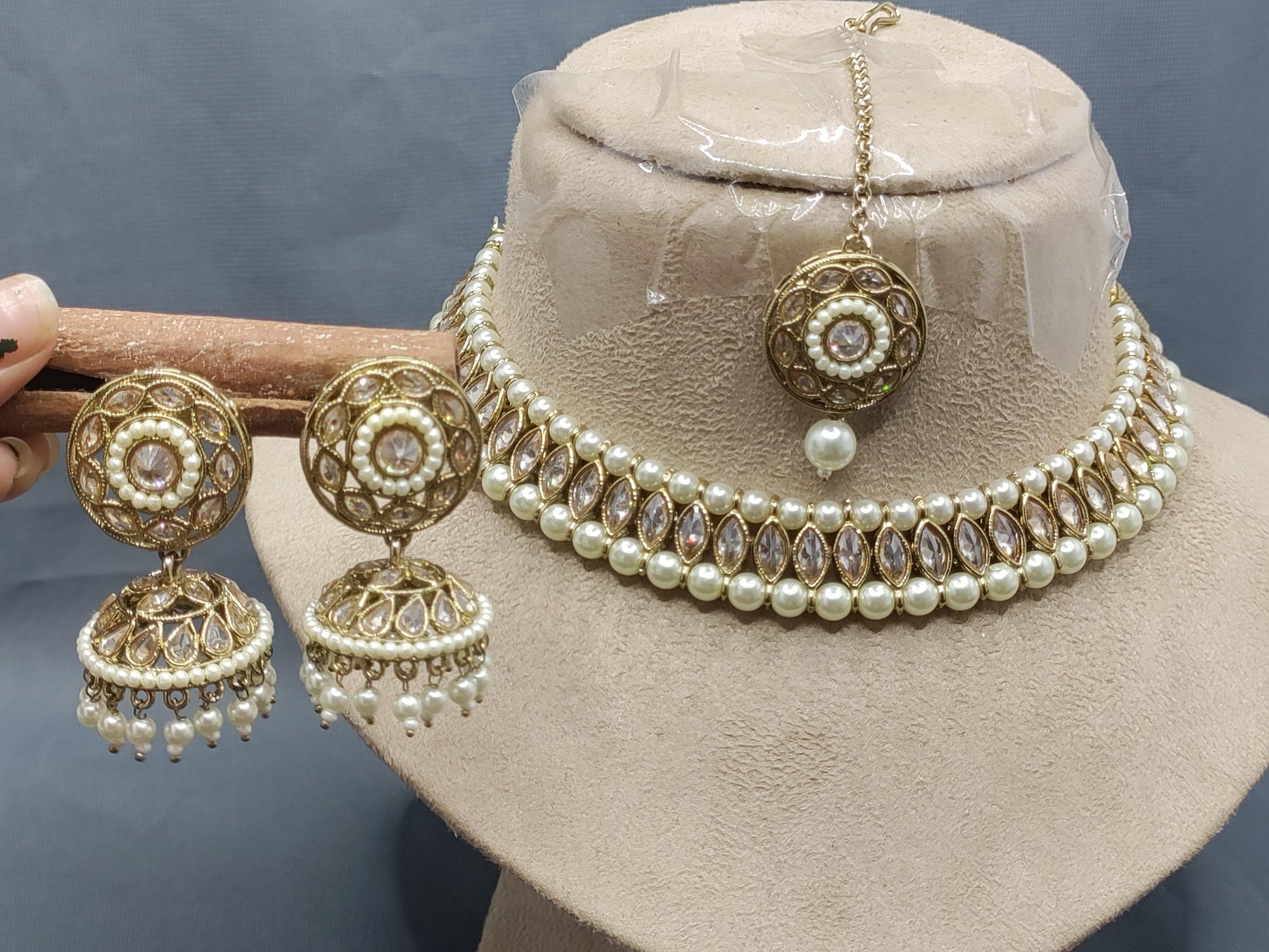 Polki Choker Necklace Mehndi Set Sku- 6103 B1 - rchiecreation