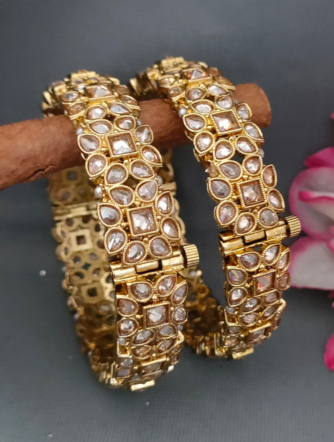 Mehandi Polki Bangles Sku-B.690