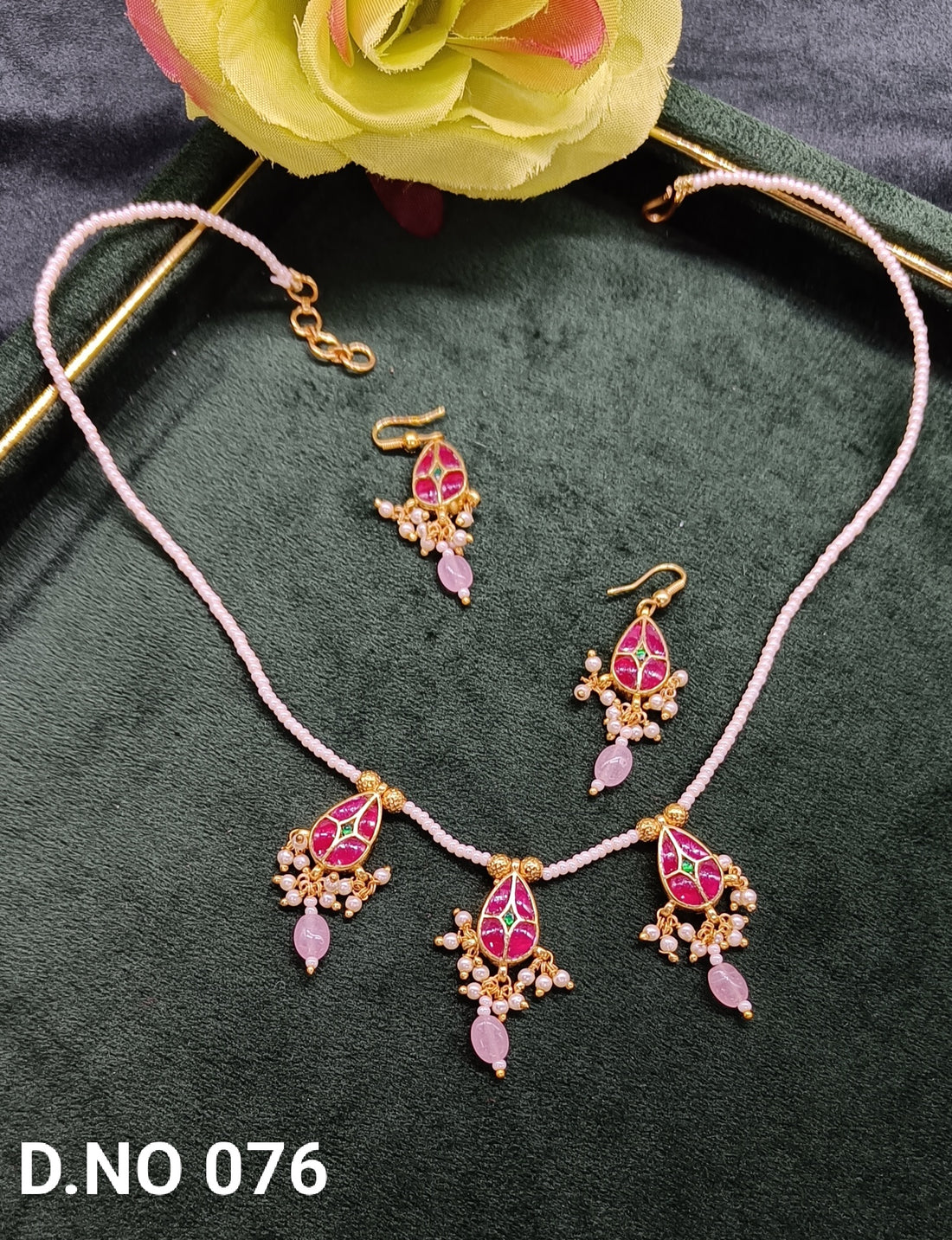 Kundan Golden Necklace Sku KN 076 TM