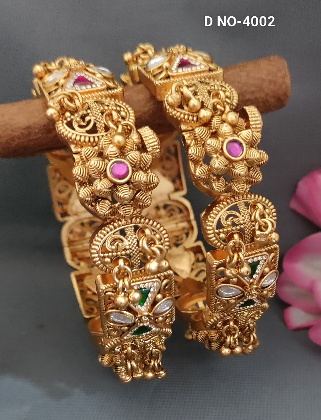 Heritage  Bangle Sku 4002 (Box Of 3 Mix Size Pack)