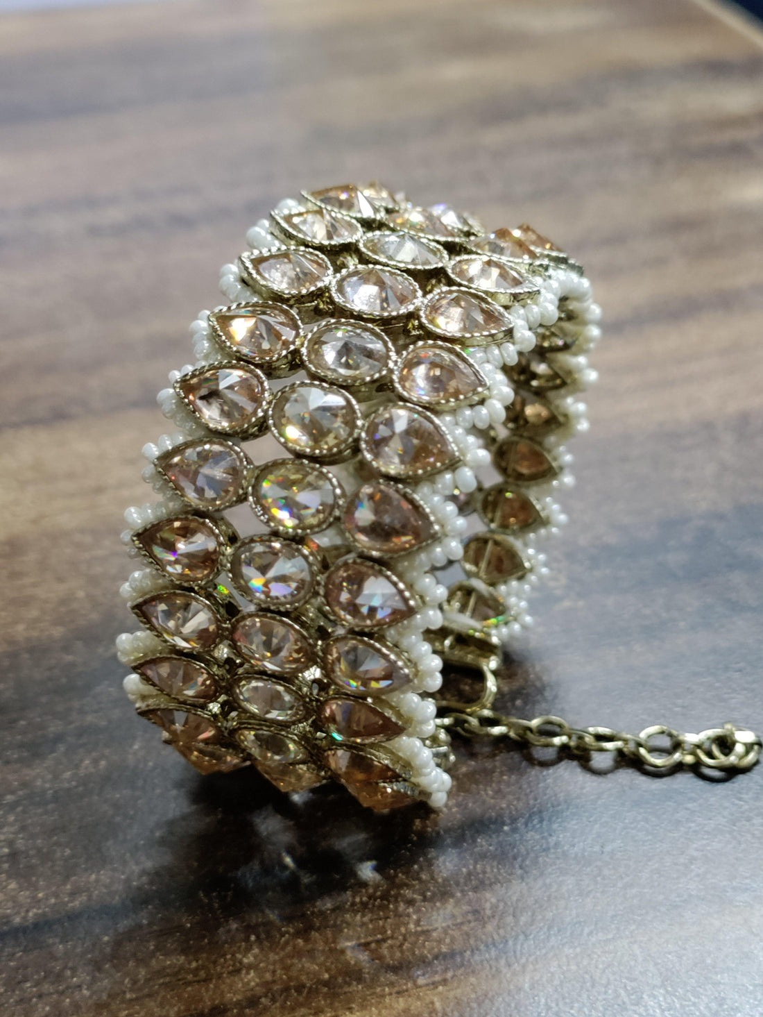 Women Bracelet Sku 8523 E2 - rchiecreation