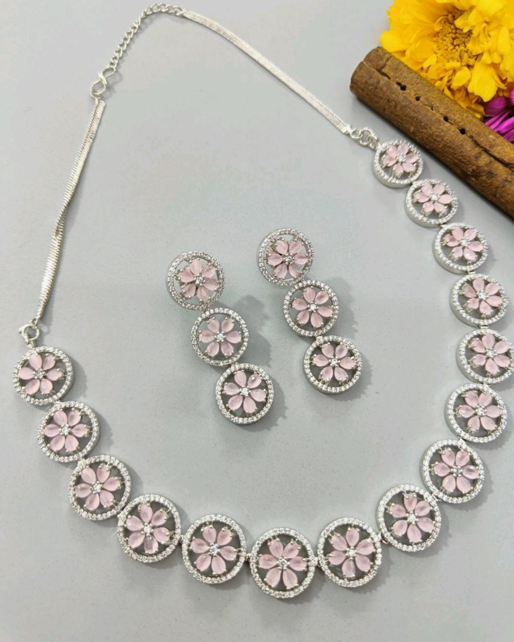 American Diamond Necklace Rodium Sku 5186 C3 - rchiecreation