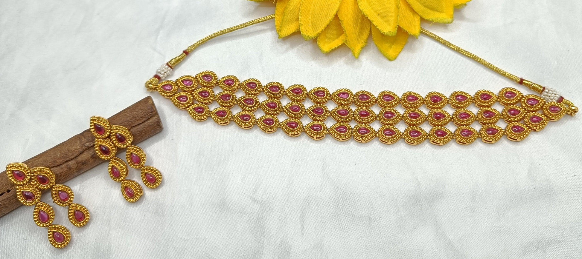 Antique Golden Necklace Set 5885 D3 - rchiecreation