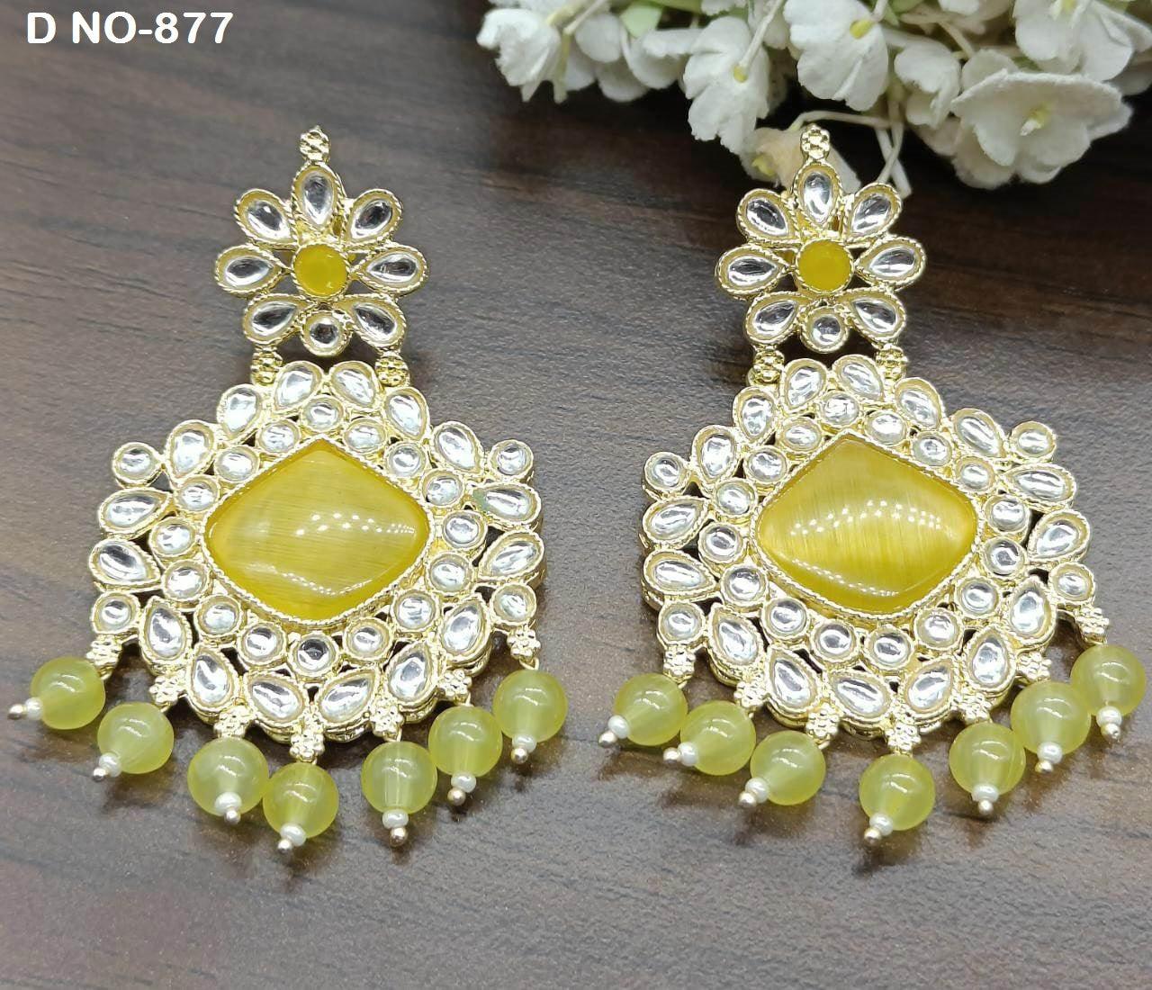 Golden Kundan Earring Sku-877 A1 - rchiecreation