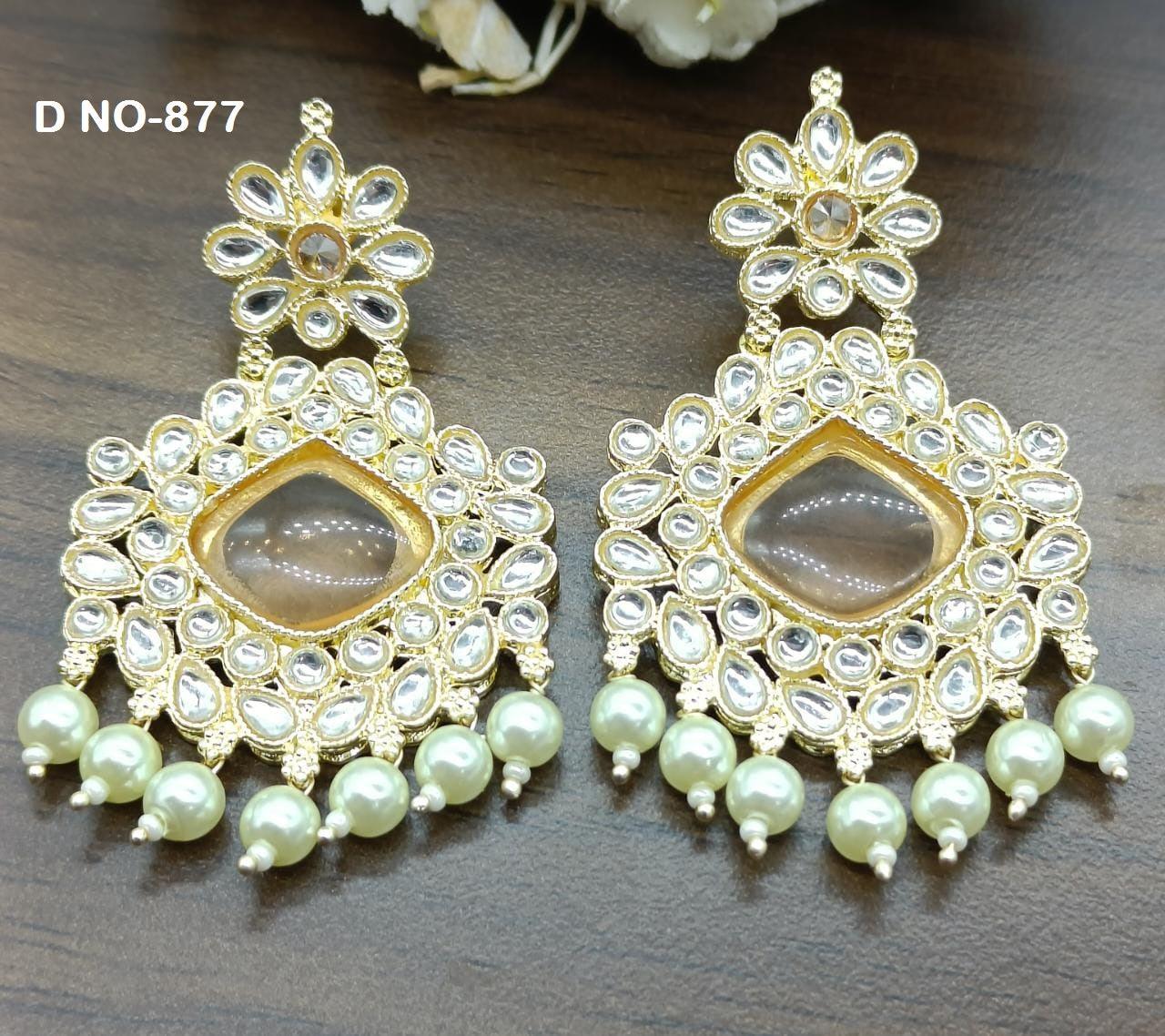 Golden Kundan Earring Sku-877 A1 - rchiecreation