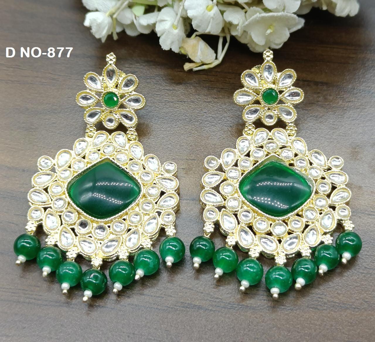 Golden Kundan Earring Sku-877 A1 - rchiecreation
