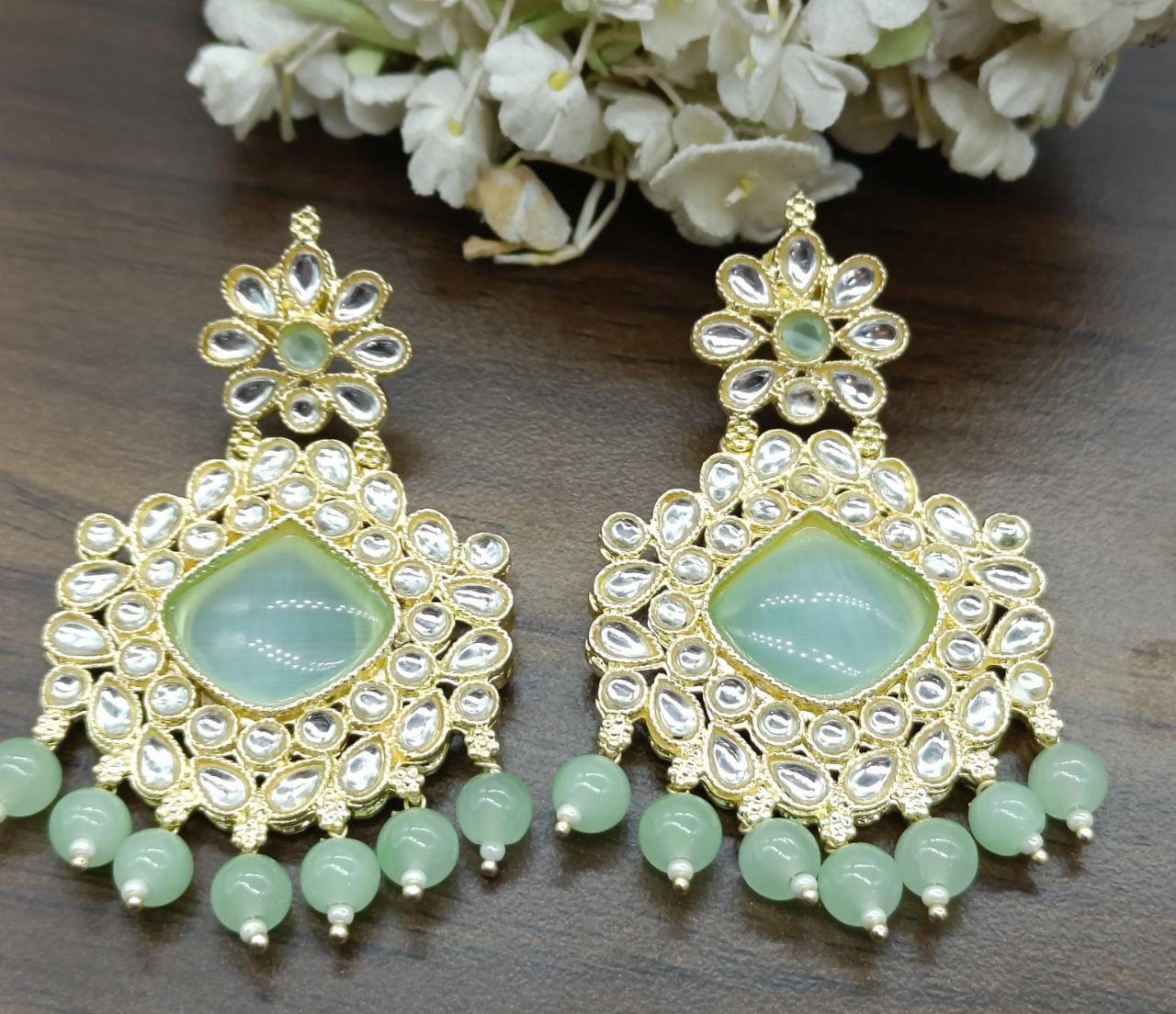 Golden Kundan Earring Sku-877 A1 - rchiecreation