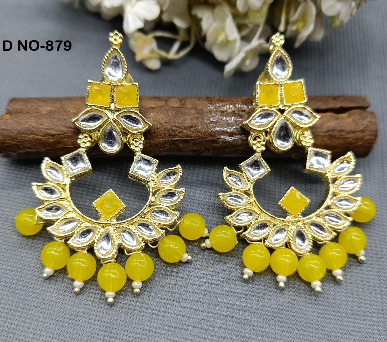 Golden Kundan Earring Sku-879 A1 - rchiecreation